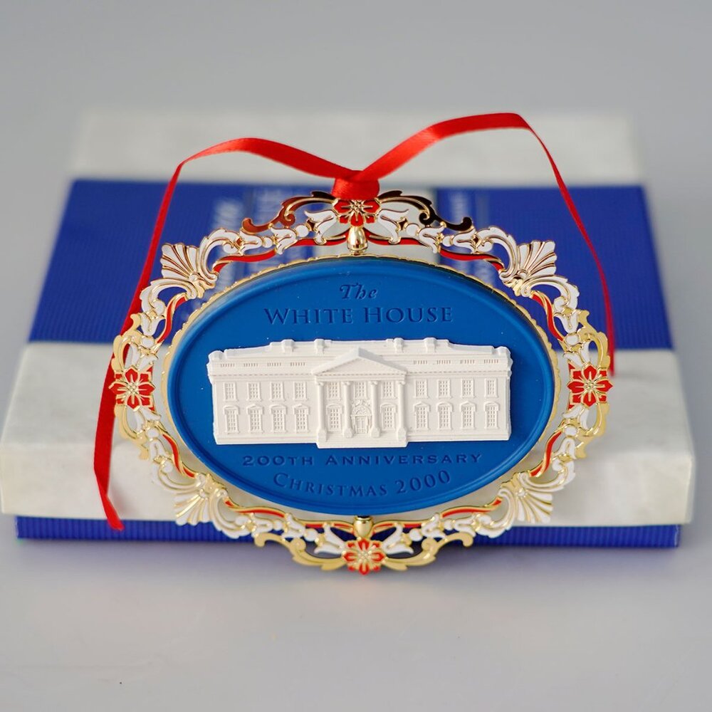 New In Box Christmas 2000 White House ornament - Picture 2 of 8